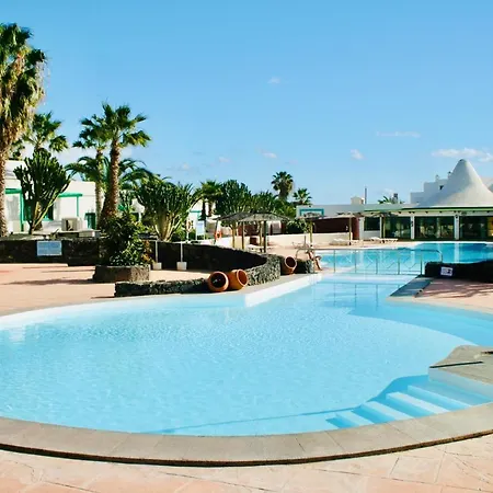 Canaryislandshost L Ocean Lanzarote *